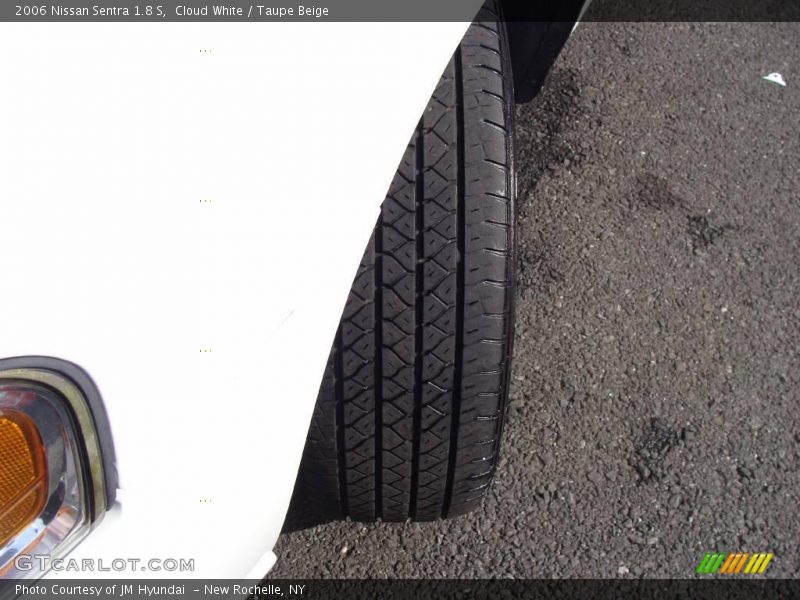 Cloud White / Taupe Beige 2006 Nissan Sentra 1.8 S