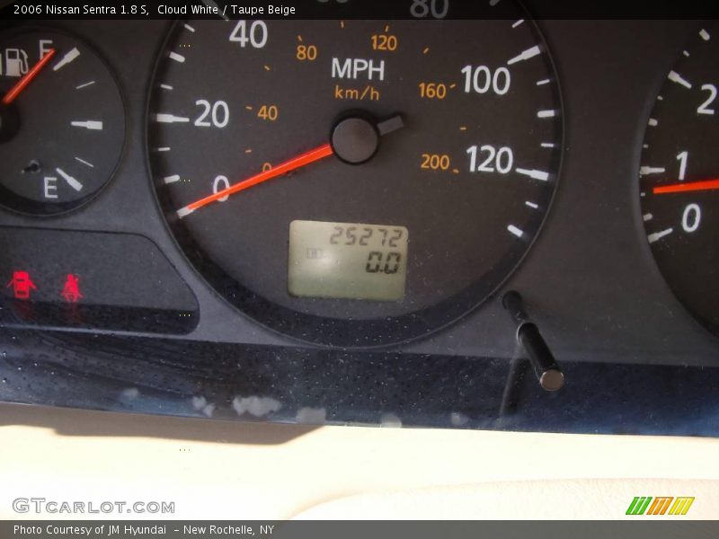 Cloud White / Taupe Beige 2006 Nissan Sentra 1.8 S