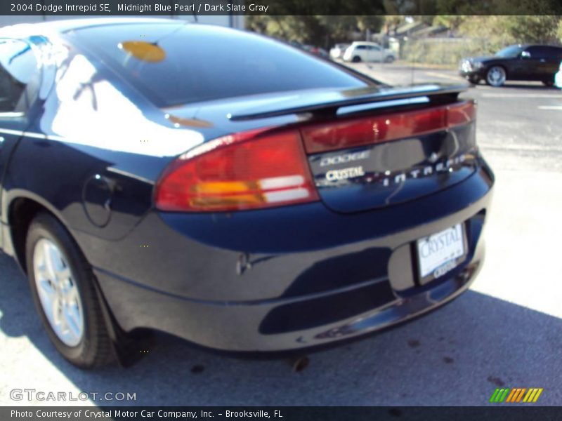 Midnight Blue Pearl / Dark Slate Gray 2004 Dodge Intrepid SE