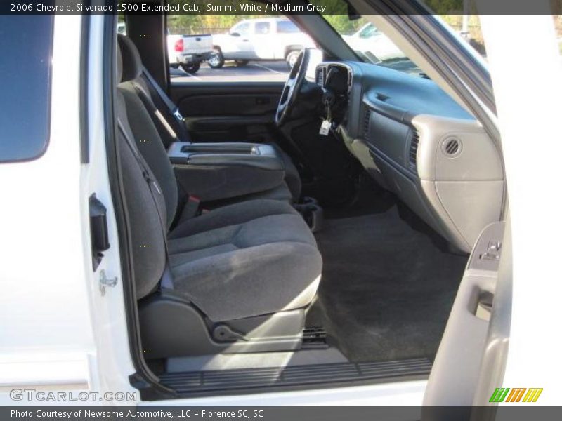 Summit White / Medium Gray 2006 Chevrolet Silverado 1500 Extended Cab