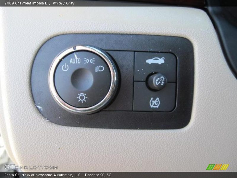 White / Gray 2009 Chevrolet Impala LT