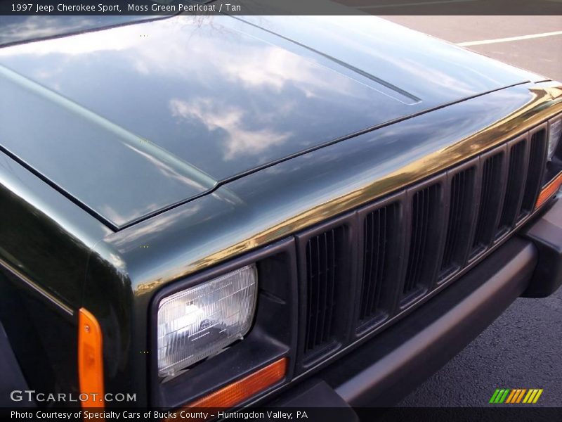 Moss Green Pearlcoat / Tan 1997 Jeep Cherokee Sport