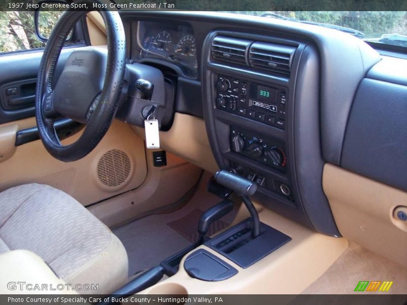 Moss Green Pearlcoat / Tan 1997 Jeep Cherokee Sport