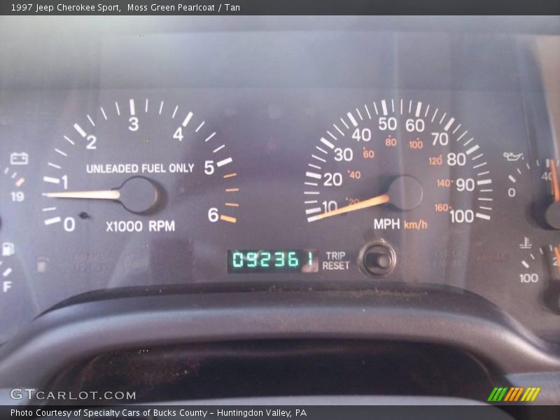Moss Green Pearlcoat / Tan 1997 Jeep Cherokee Sport