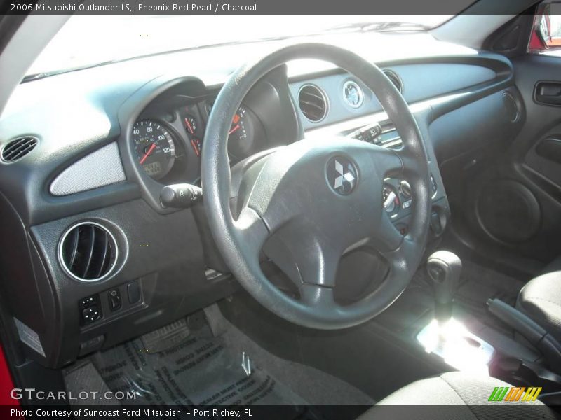 Pheonix Red Pearl / Charcoal 2006 Mitsubishi Outlander LS