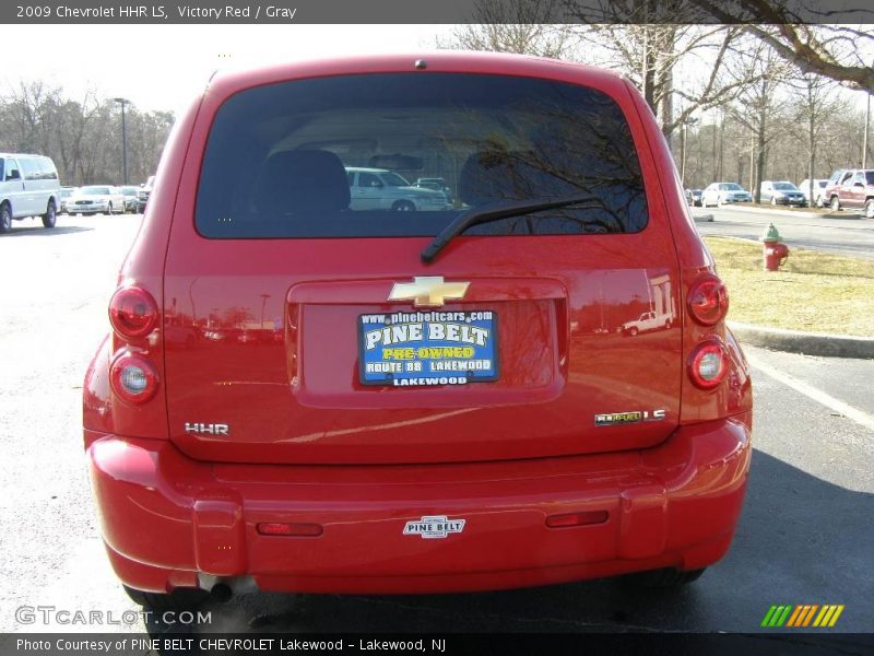 Victory Red / Gray 2009 Chevrolet HHR LS