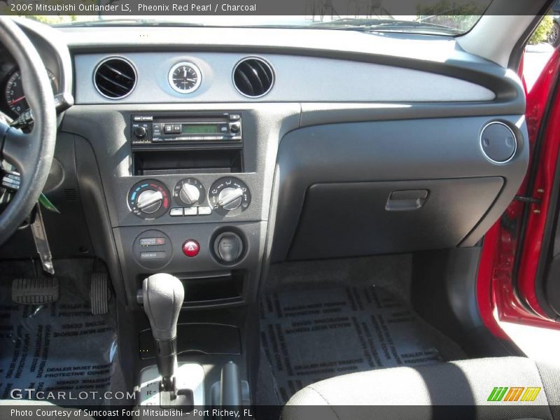 Pheonix Red Pearl / Charcoal 2006 Mitsubishi Outlander LS
