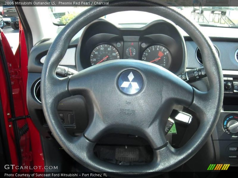 Pheonix Red Pearl / Charcoal 2006 Mitsubishi Outlander LS