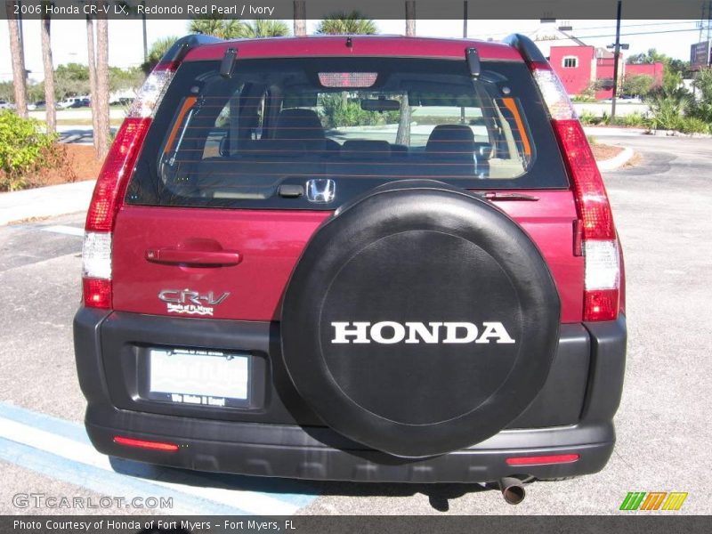 Redondo Red Pearl / Ivory 2006 Honda CR-V LX