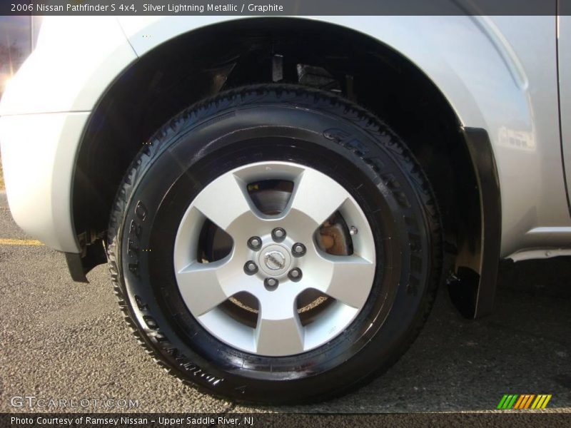 Silver Lightning Metallic / Graphite 2006 Nissan Pathfinder S 4x4