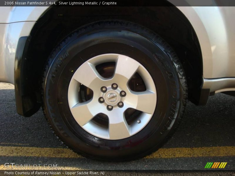Silver Lightning Metallic / Graphite 2006 Nissan Pathfinder S 4x4