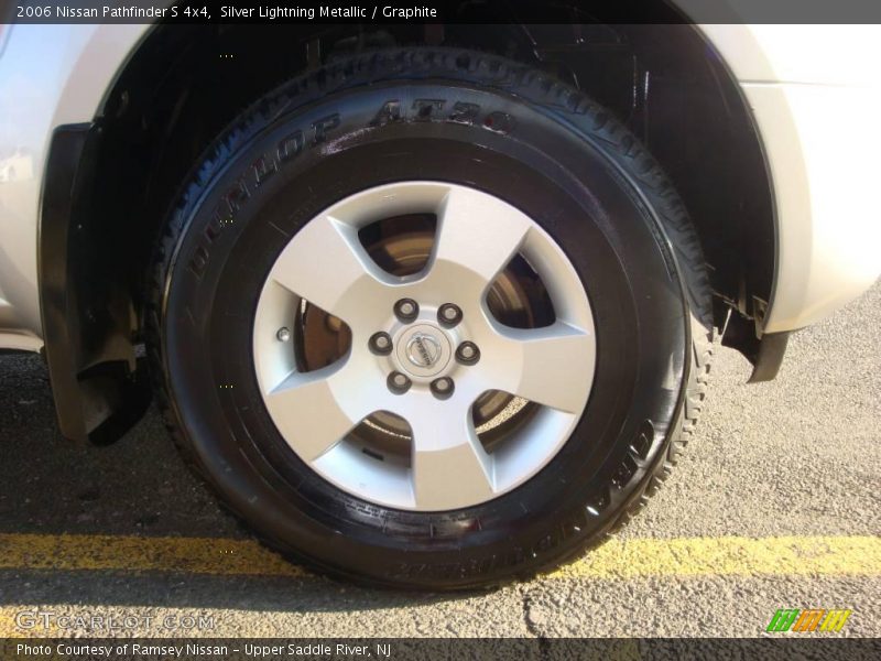 Silver Lightning Metallic / Graphite 2006 Nissan Pathfinder S 4x4