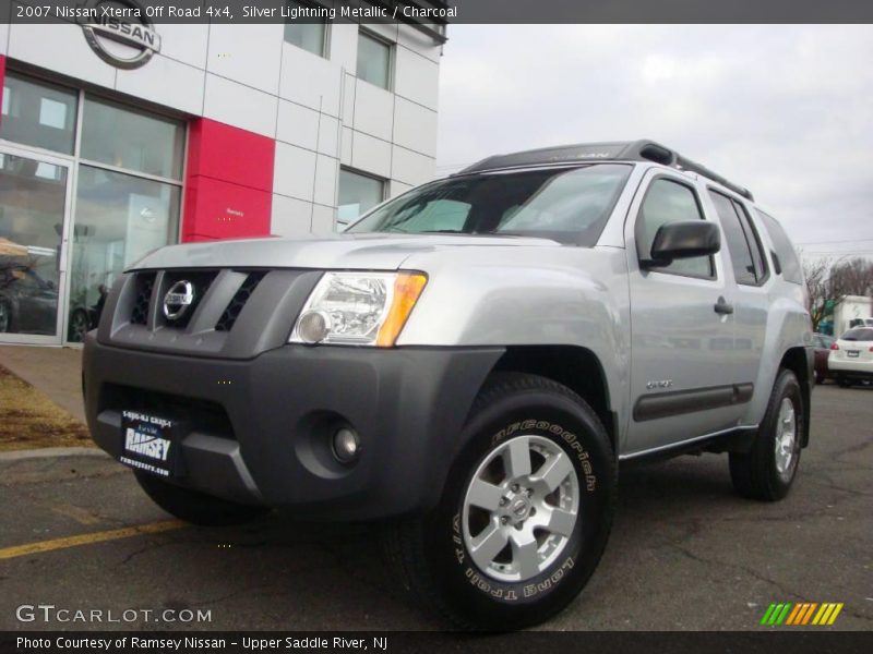 Silver Lightning Metallic / Charcoal 2007 Nissan Xterra Off Road 4x4