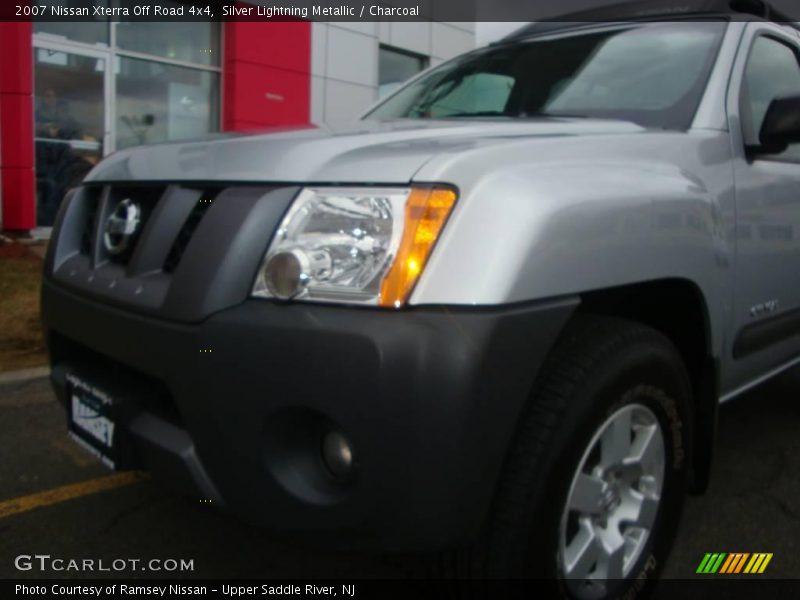 Silver Lightning Metallic / Charcoal 2007 Nissan Xterra Off Road 4x4