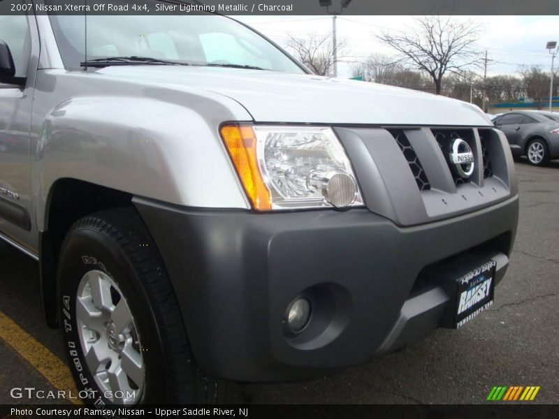 Silver Lightning Metallic / Charcoal 2007 Nissan Xterra Off Road 4x4