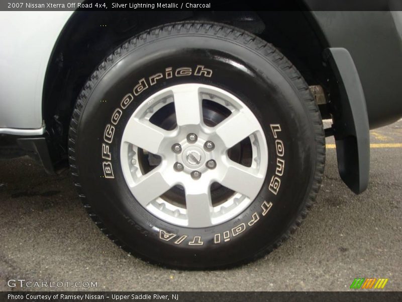 Silver Lightning Metallic / Charcoal 2007 Nissan Xterra Off Road 4x4