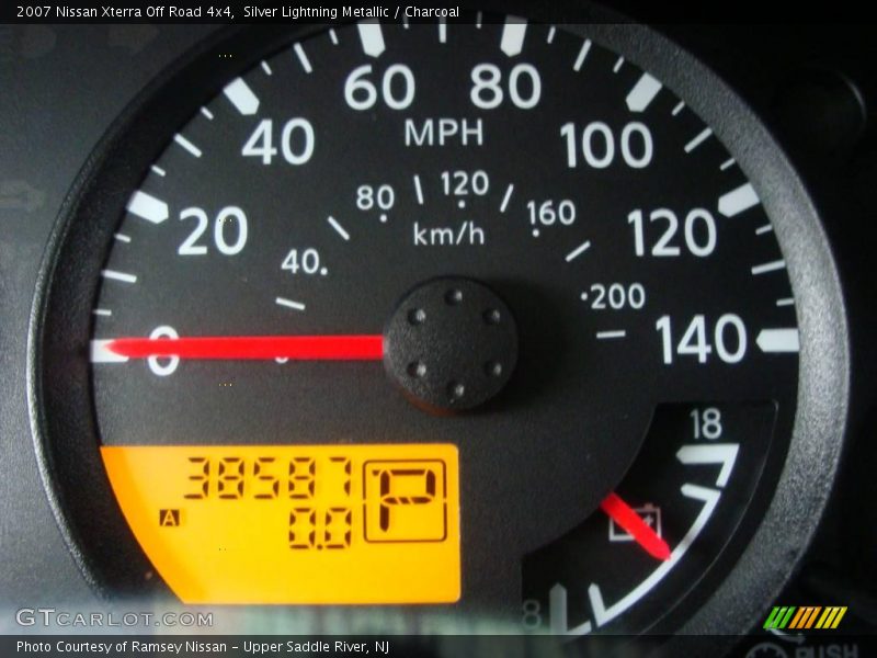 Silver Lightning Metallic / Charcoal 2007 Nissan Xterra Off Road 4x4