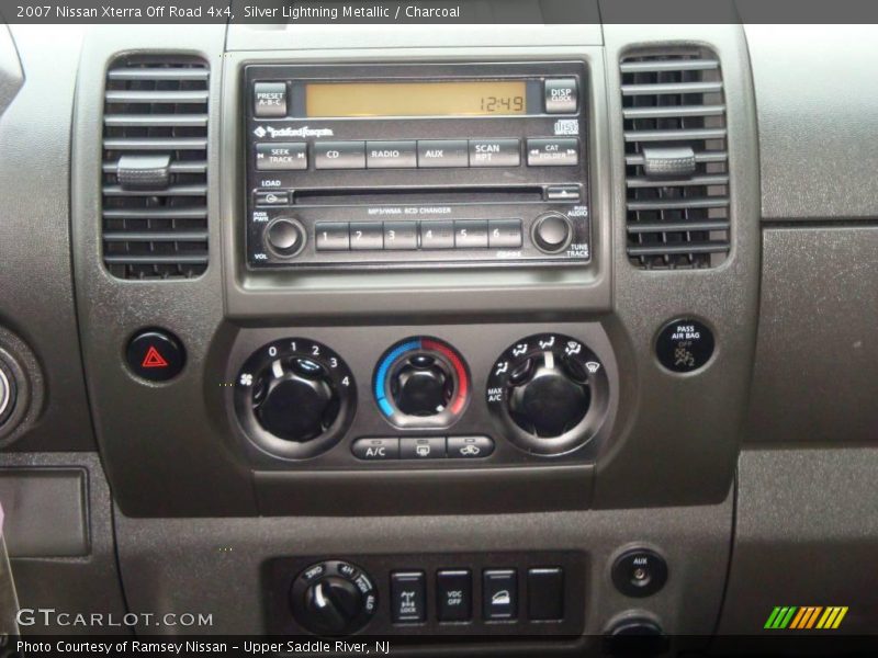 Silver Lightning Metallic / Charcoal 2007 Nissan Xterra Off Road 4x4