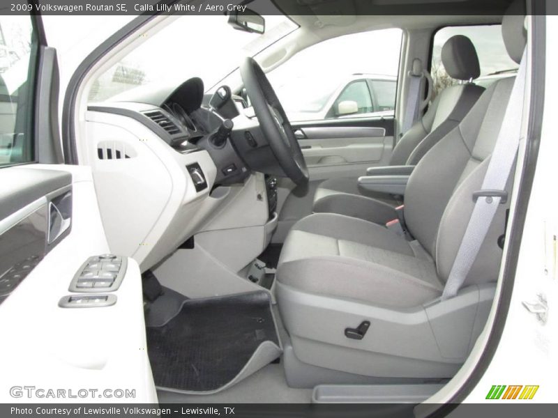 Calla Lilly White / Aero Grey 2009 Volkswagen Routan SE