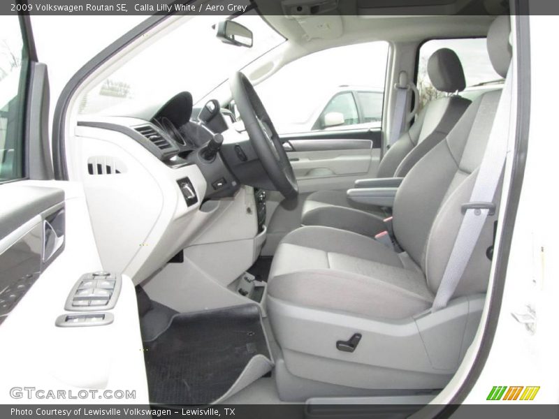 Calla Lilly White / Aero Grey 2009 Volkswagen Routan SE