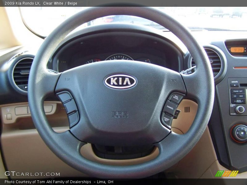 Clear White / Beige 2009 Kia Rondo LX