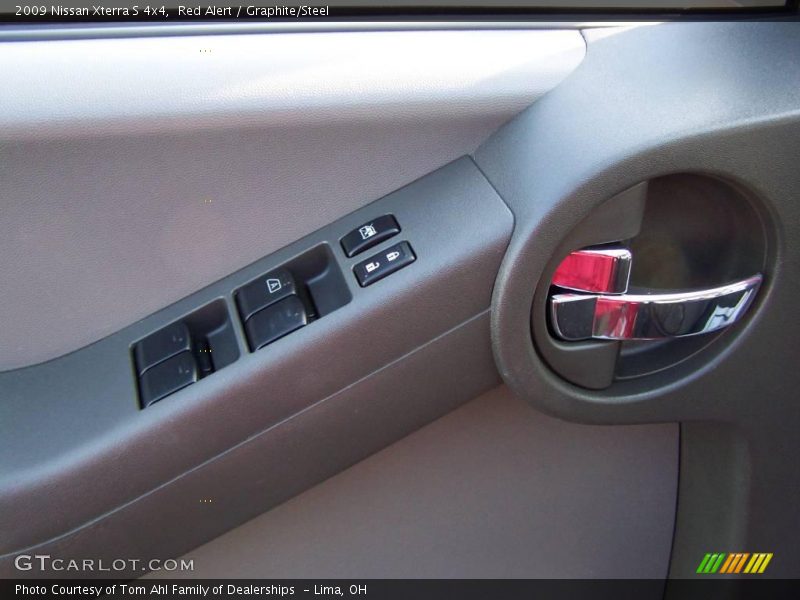Red Alert / Graphite/Steel 2009 Nissan Xterra S 4x4