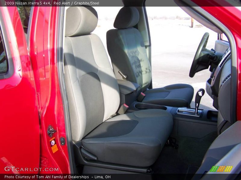 Red Alert / Graphite/Steel 2009 Nissan Xterra S 4x4