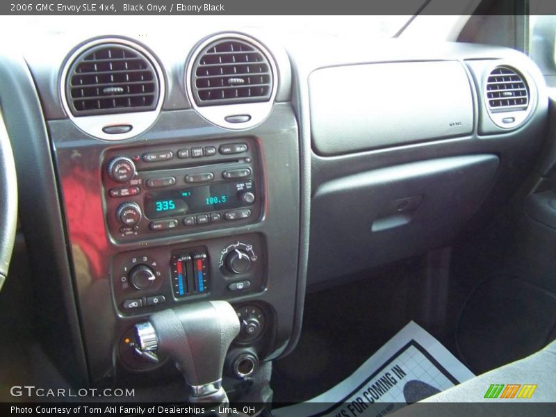Black Onyx / Ebony Black 2006 GMC Envoy SLE 4x4