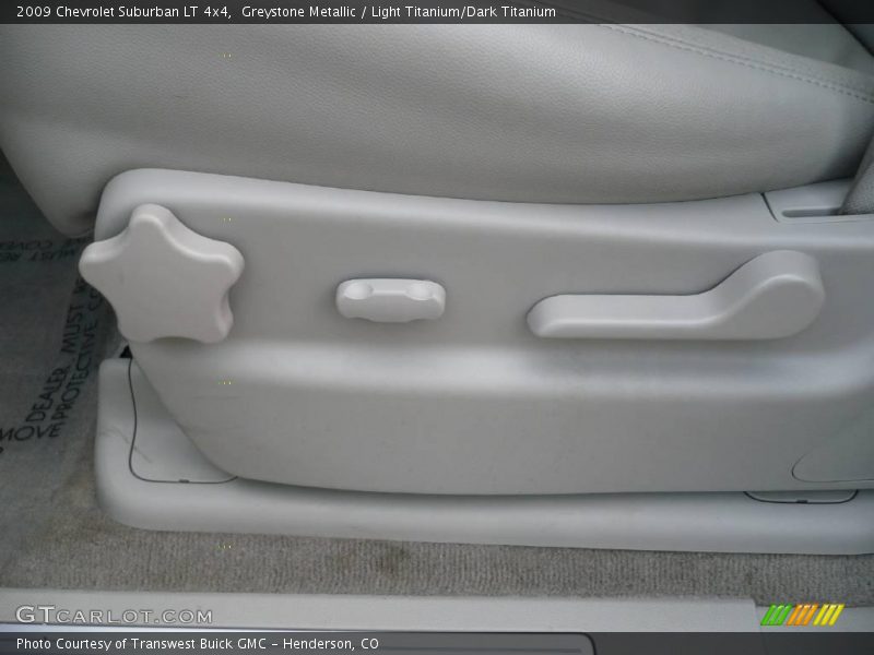 Greystone Metallic / Light Titanium/Dark Titanium 2009 Chevrolet Suburban LT 4x4