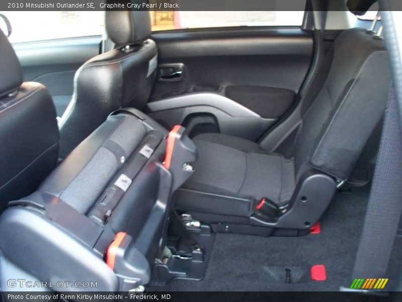 Graphite Gray Pearl / Black 2010 Mitsubishi Outlander SE