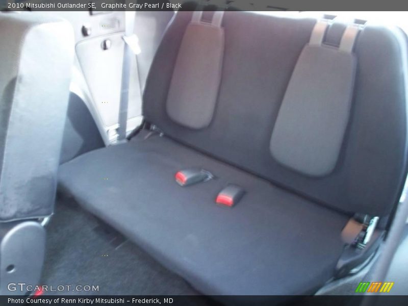 Graphite Gray Pearl / Black 2010 Mitsubishi Outlander SE
