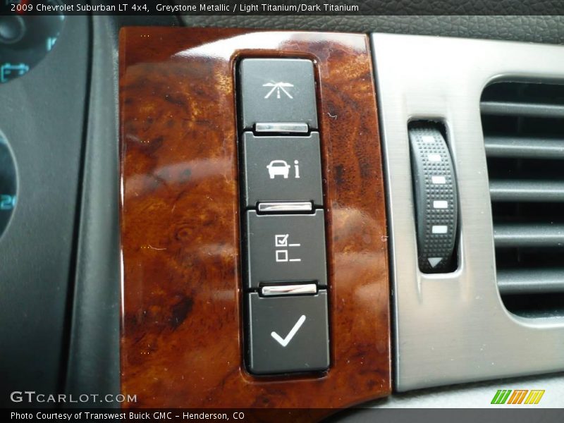 Greystone Metallic / Light Titanium/Dark Titanium 2009 Chevrolet Suburban LT 4x4