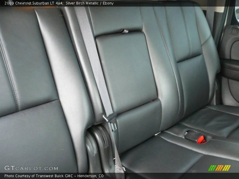 Silver Birch Metallic / Ebony 2009 Chevrolet Suburban LT 4x4