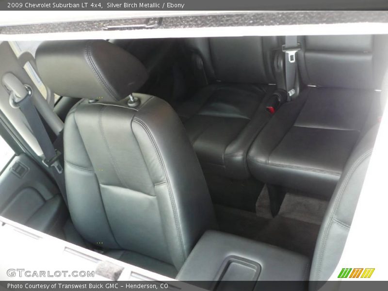 Silver Birch Metallic / Ebony 2009 Chevrolet Suburban LT 4x4