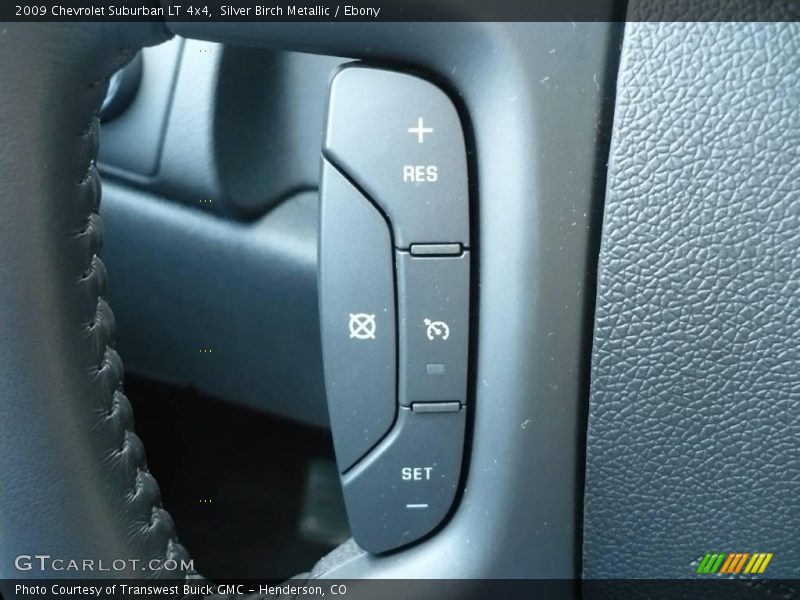 Silver Birch Metallic / Ebony 2009 Chevrolet Suburban LT 4x4