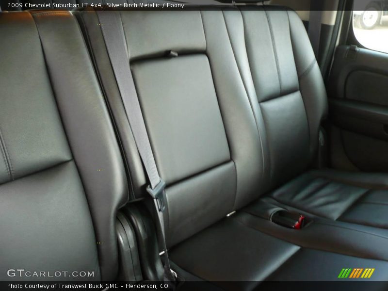 Silver Birch Metallic / Ebony 2009 Chevrolet Suburban LT 4x4