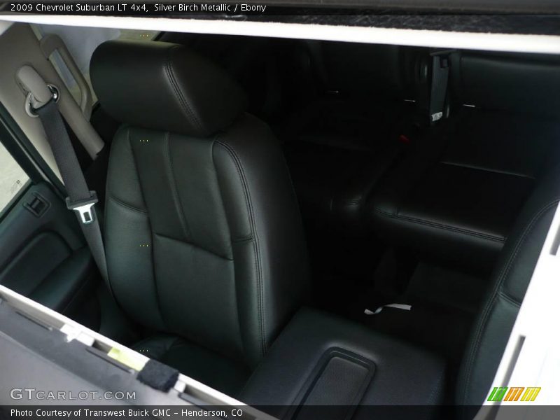 Silver Birch Metallic / Ebony 2009 Chevrolet Suburban LT 4x4
