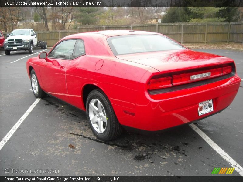 TorRed / Dark Slate Gray 2010 Dodge Challenger SE
