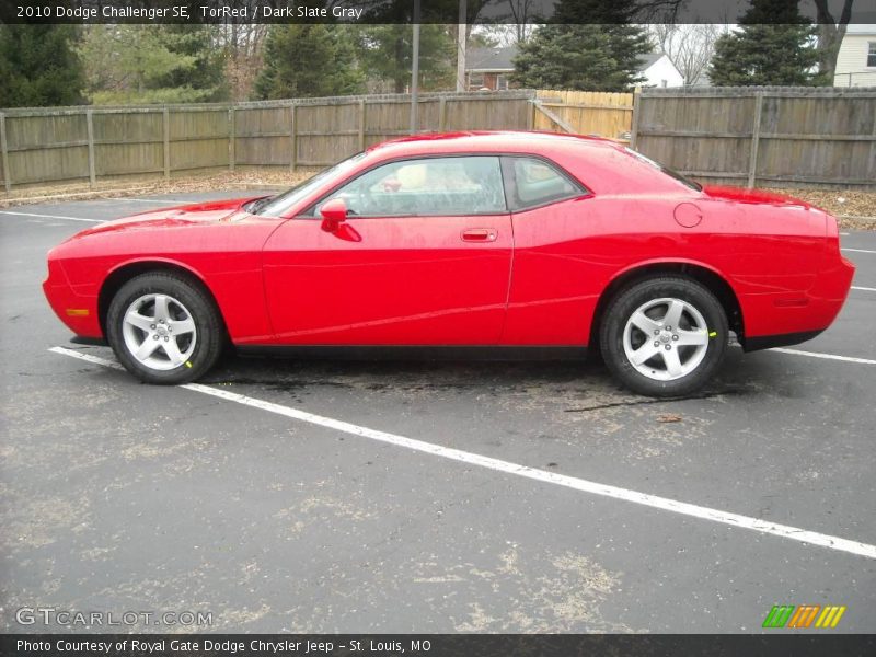 TorRed / Dark Slate Gray 2010 Dodge Challenger SE