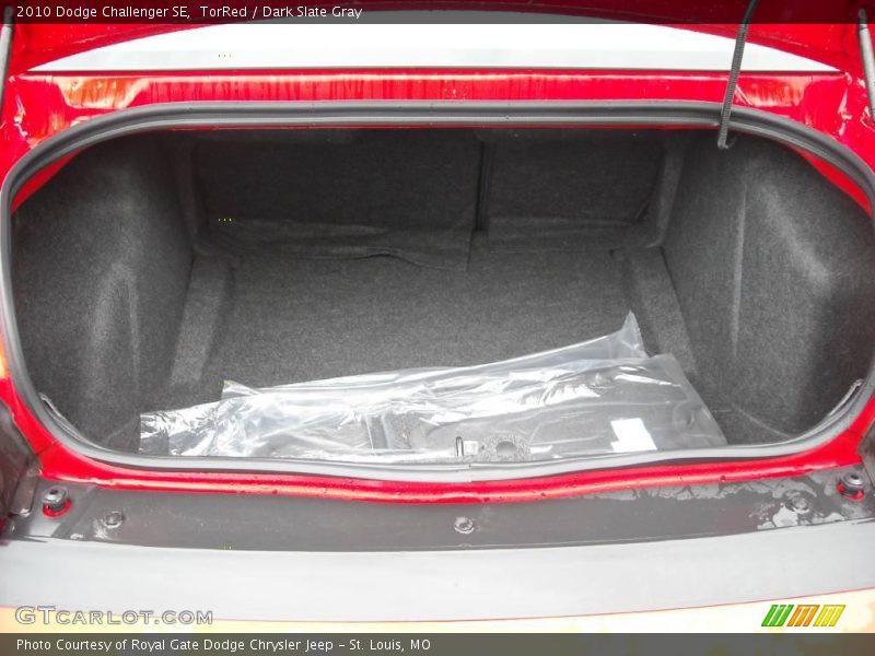TorRed / Dark Slate Gray 2010 Dodge Challenger SE
