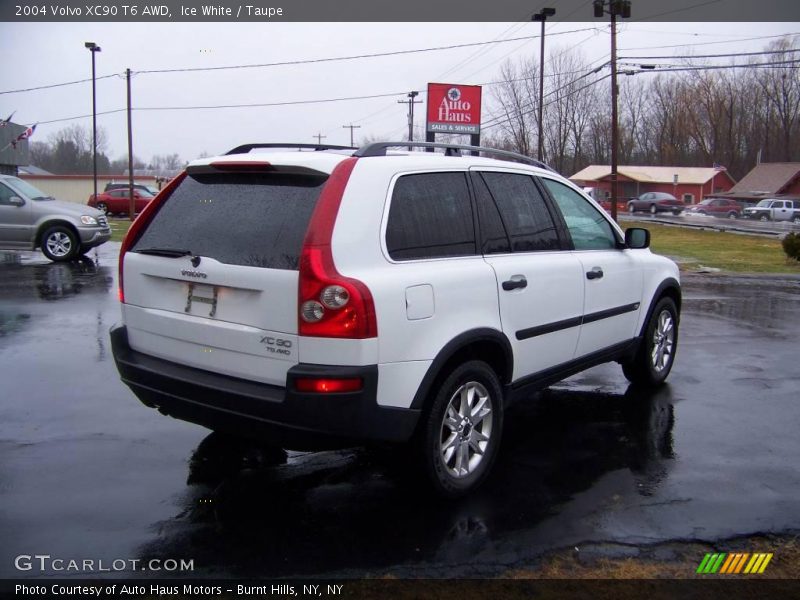 Ice White / Taupe 2004 Volvo XC90 T6 AWD