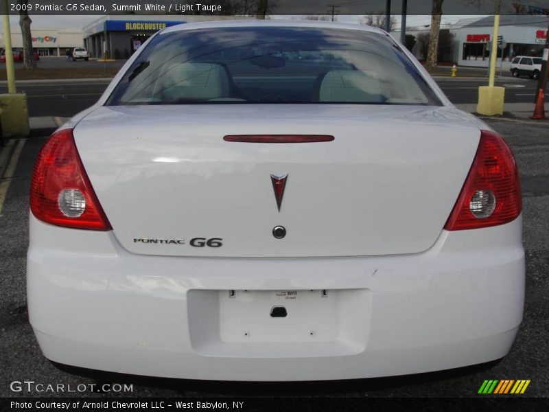 Summit White / Light Taupe 2009 Pontiac G6 Sedan