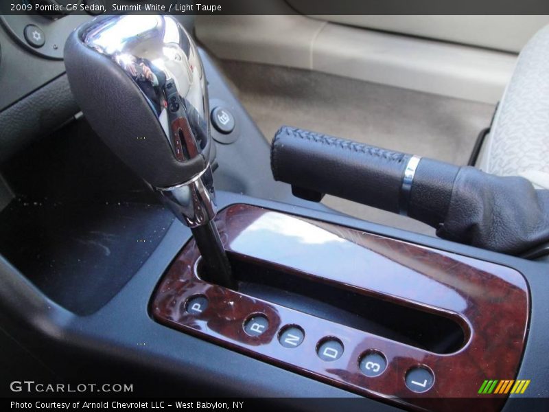 Summit White / Light Taupe 2009 Pontiac G6 Sedan