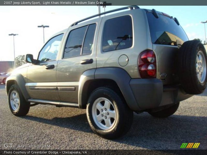 Light Khaki Metallic / Medium Slate Gray 2007 Jeep Liberty Sport