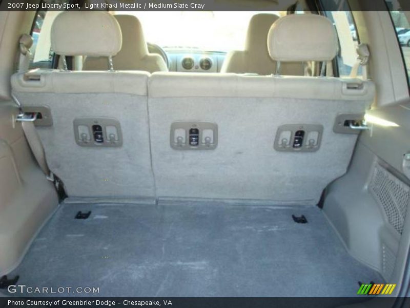 Light Khaki Metallic / Medium Slate Gray 2007 Jeep Liberty Sport