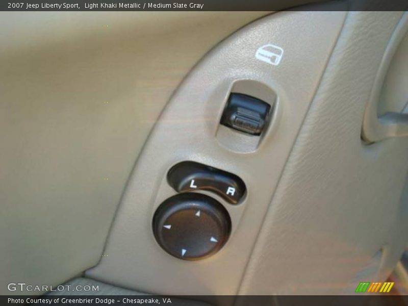 Light Khaki Metallic / Medium Slate Gray 2007 Jeep Liberty Sport