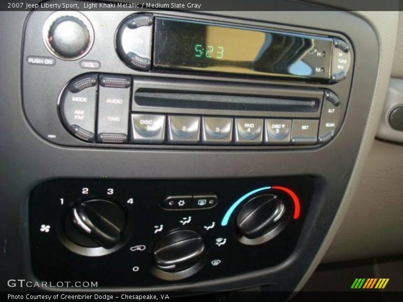 Light Khaki Metallic / Medium Slate Gray 2007 Jeep Liberty Sport