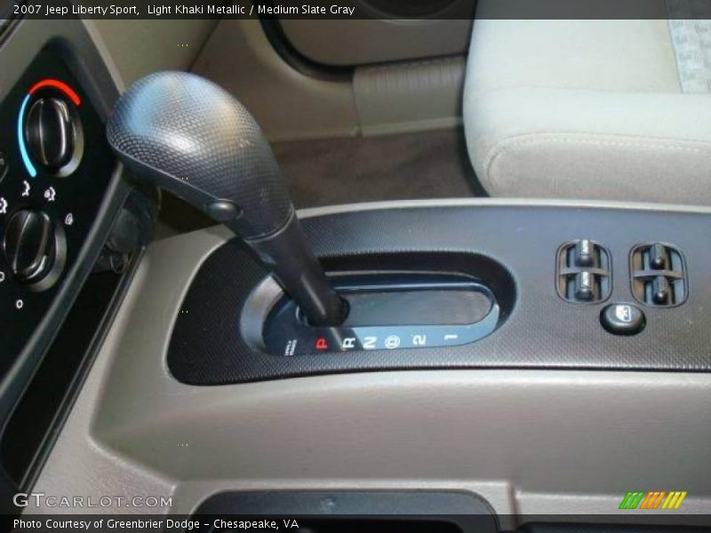 Light Khaki Metallic / Medium Slate Gray 2007 Jeep Liberty Sport