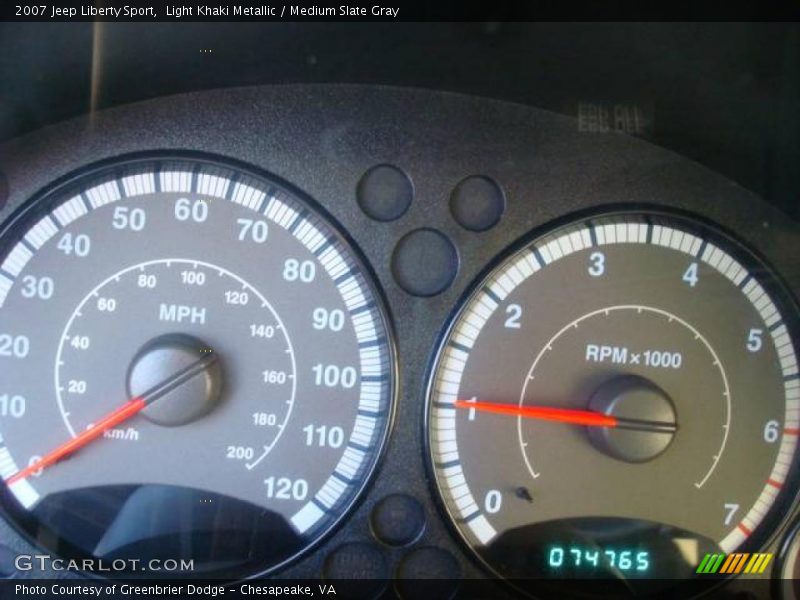 Light Khaki Metallic / Medium Slate Gray 2007 Jeep Liberty Sport