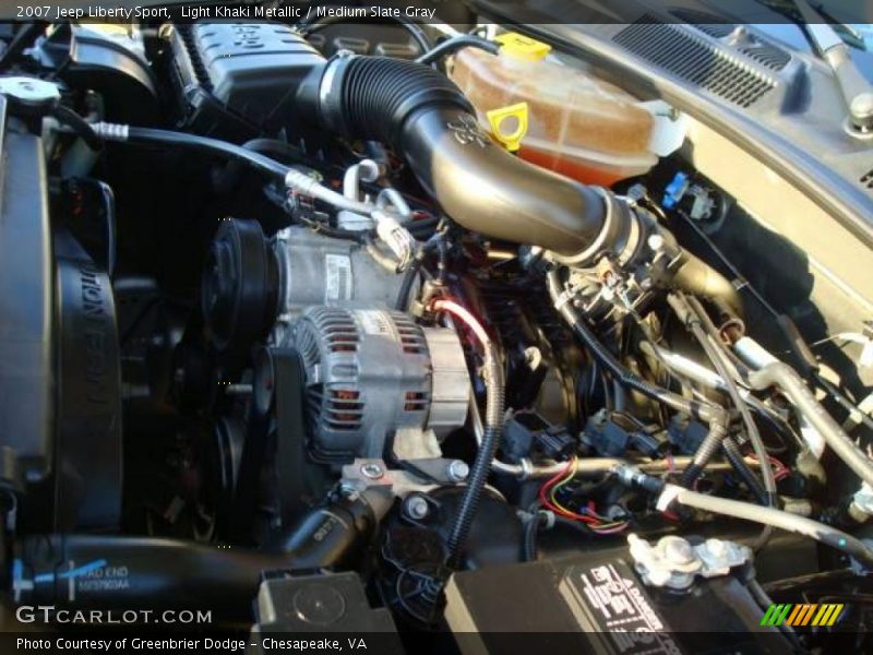 Light Khaki Metallic / Medium Slate Gray 2007 Jeep Liberty Sport